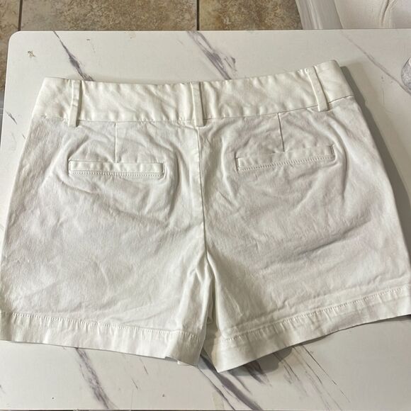 4/$25 Loft Shorts - Picture 2 of 6